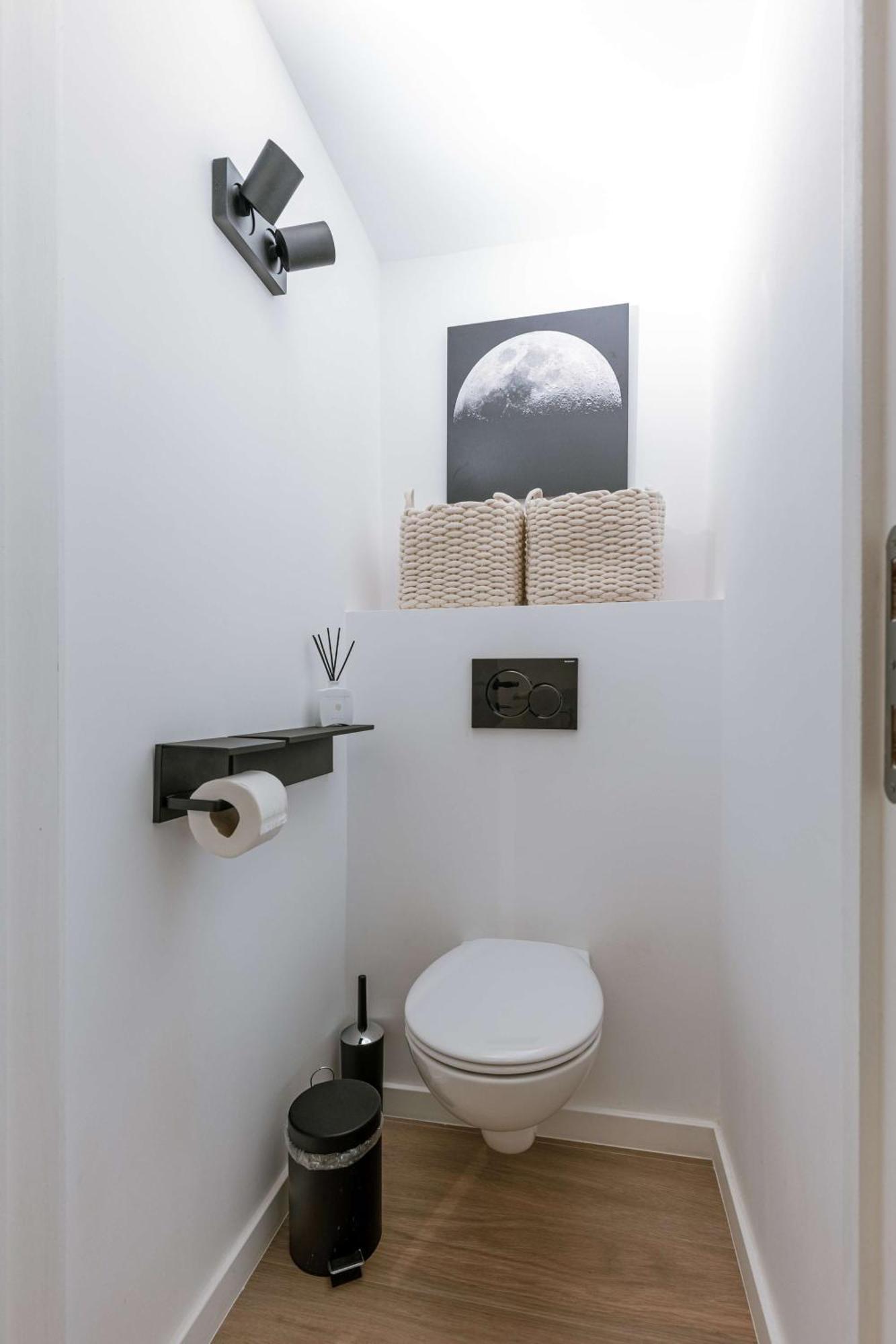 Huswell - Modern 3-bedroom With Family-friendly Touches
