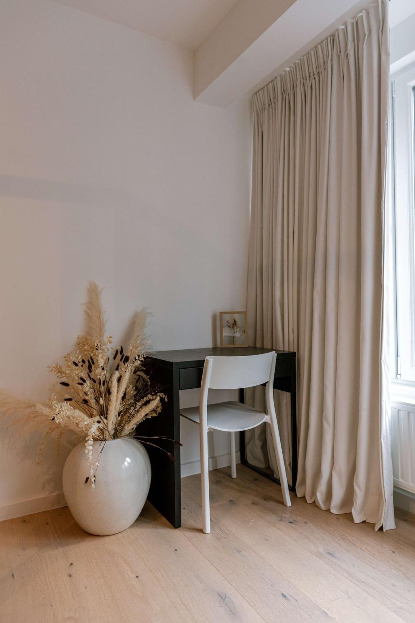 Apartamento Huswell - Modern 3-bedroom With Family-friendly Touches *